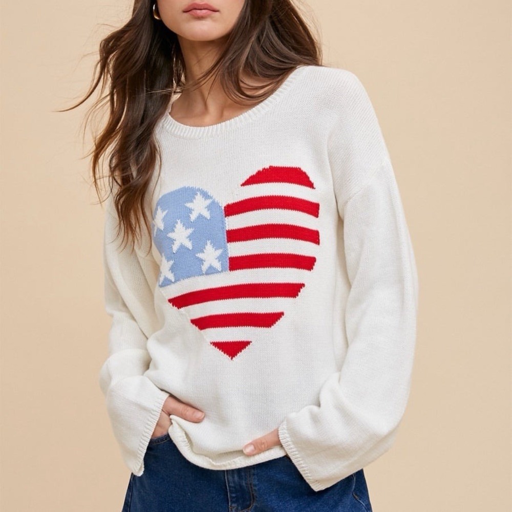 Womens XL White American Flag Heart Americana Sweater 100% Cotton